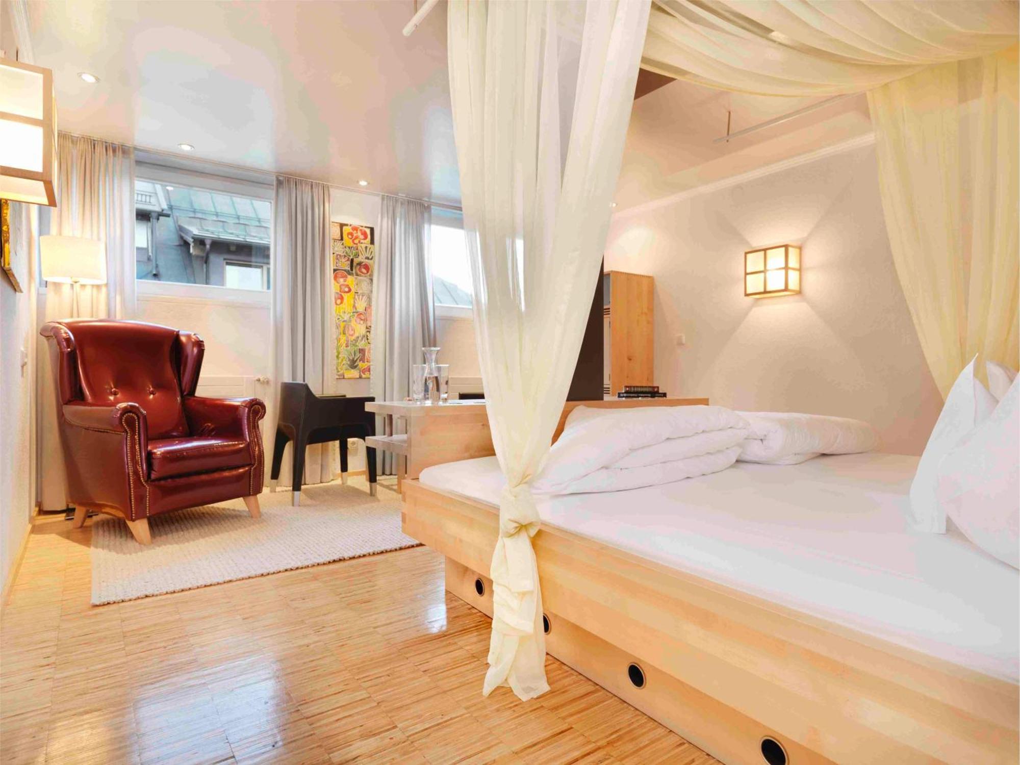 Hotel Goldener Adler - Im Sommer Silvretta Card Premium Inkludiert Ischgl Luaran gambar