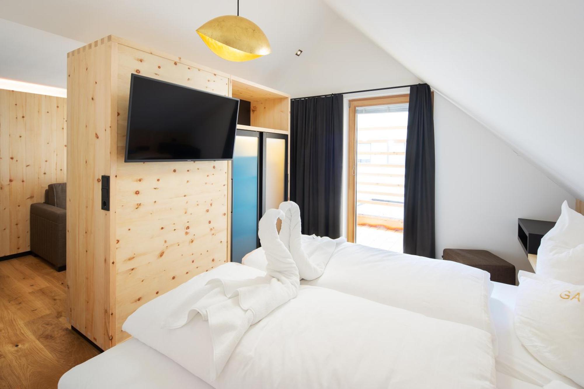 Hotel Goldener Adler - Im Sommer Silvretta Card Premium Inkludiert Ischgl Luaran gambar