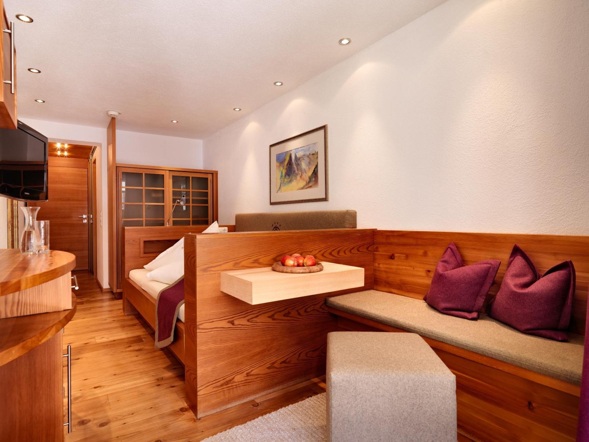 Hotel Goldener Adler - Im Sommer Silvretta Card Premium Inkludiert Ischgl Luaran gambar