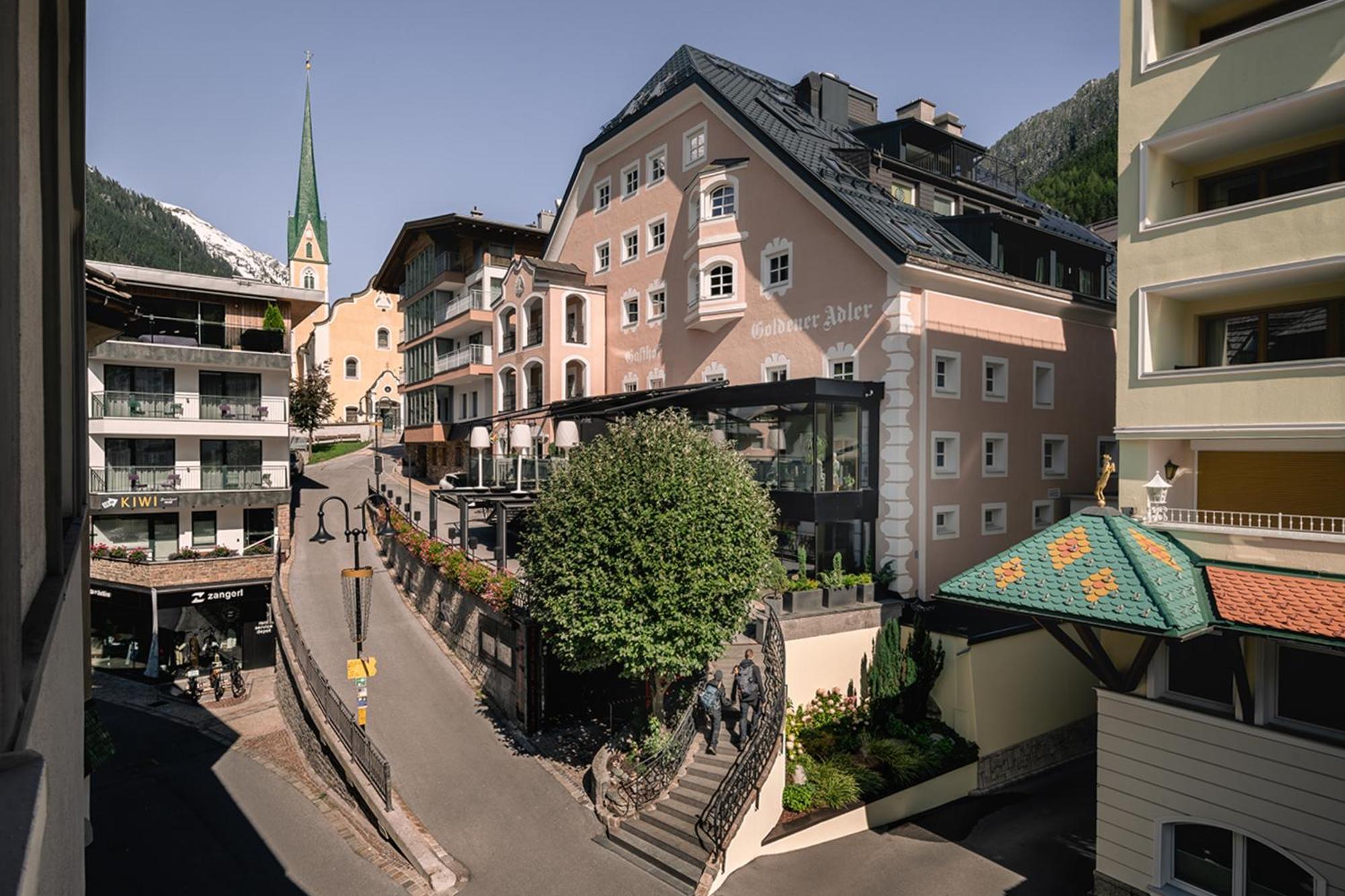 Hotel Goldener Adler - Im Sommer Silvretta Card Premium Inkludiert Ischgl Luaran gambar
