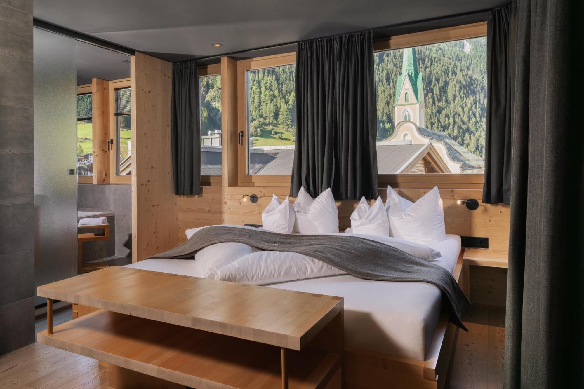 Hotel Goldener Adler - Im Sommer Silvretta Card Premium Inkludiert Ischgl Luaran gambar